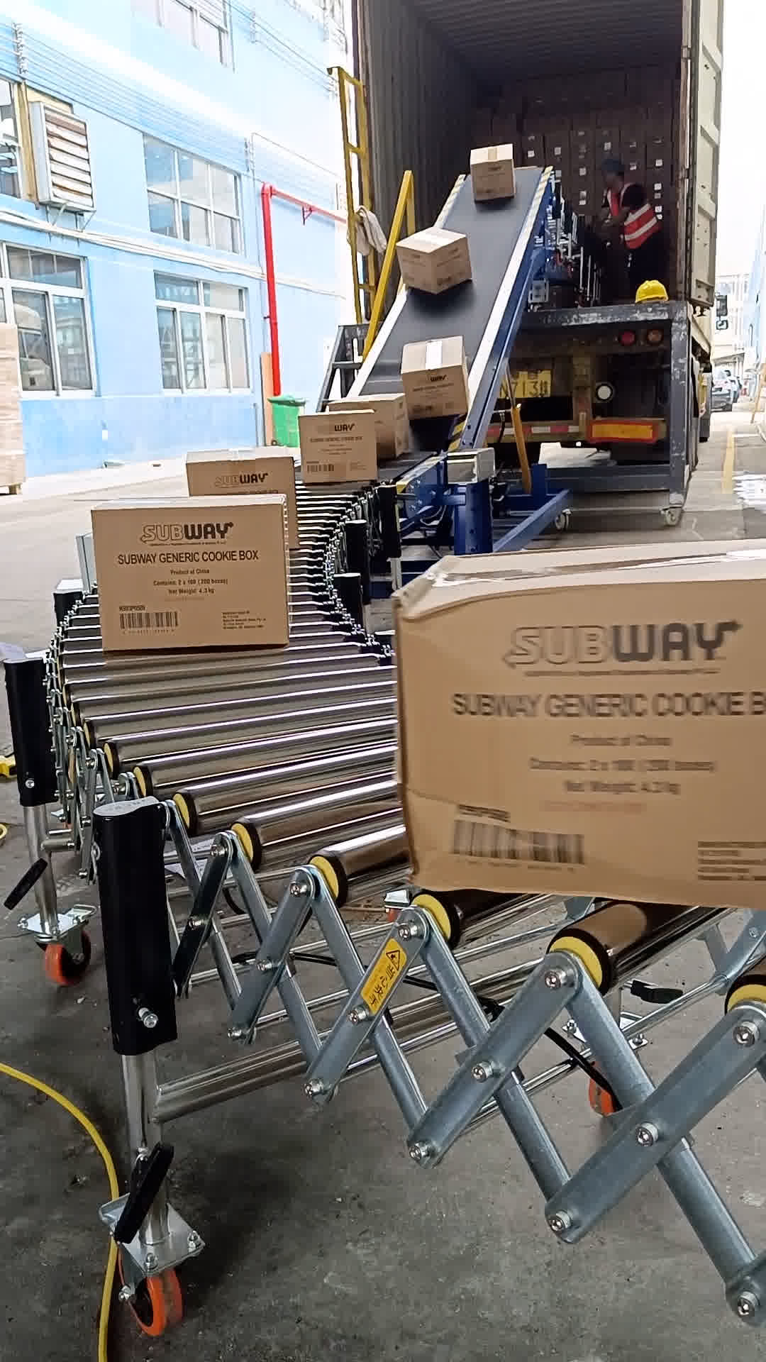 爬坡机 中型 滚筒 多楔带 有货物